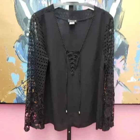 Venus Lace Long Sleeve Blouse - Picture 1 of 6
